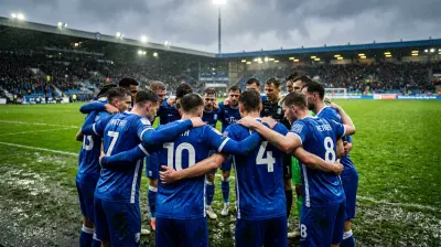 Chelsea’s Mid-Pitch Huddle: When Even Darts Referees Start Taking the Micky